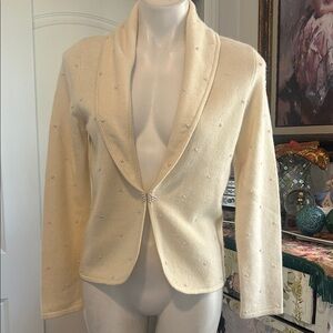 Jones New York Cream Blazer with Pearl Details